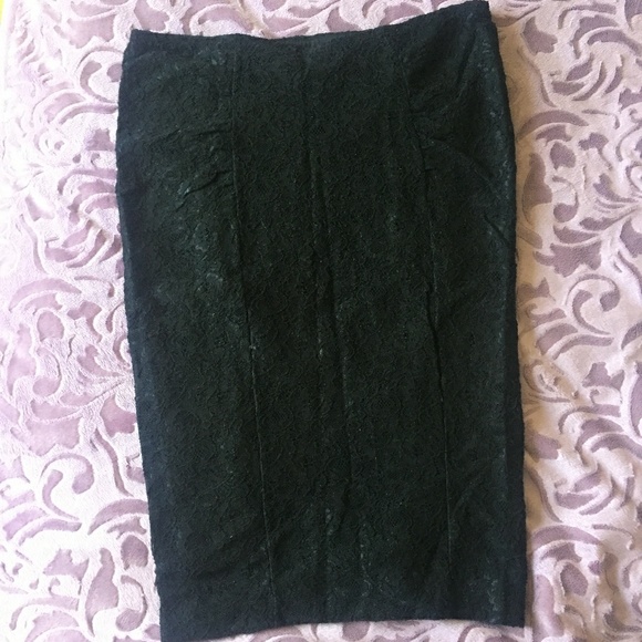 Guess by Marciano Black Lace Pencil Skirt - Picture 4 of 6